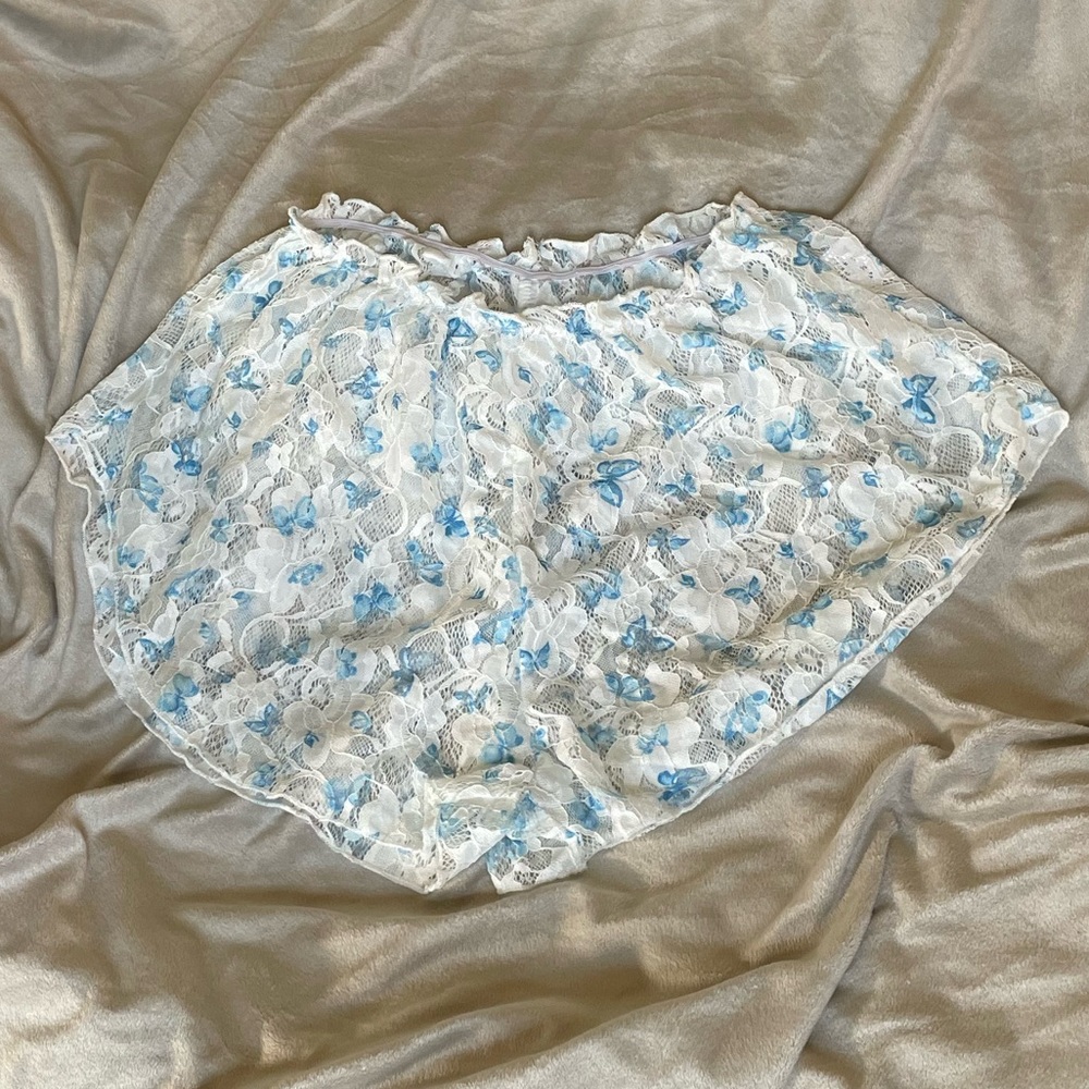 Lace Shorts🩵🦋
